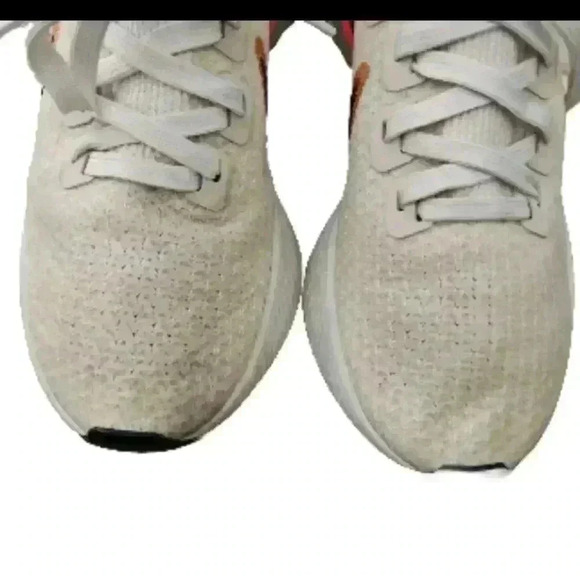 Nike Womens React Infinity Run Flyknit Sneaker In Pink Blast 7.5 - Picture 11 of 15